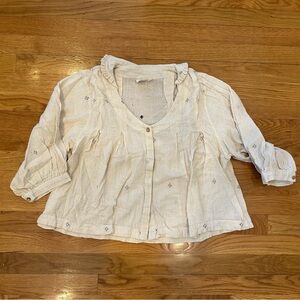 World of Crow Ivory Peasant Button-Down Blouse. Size Large